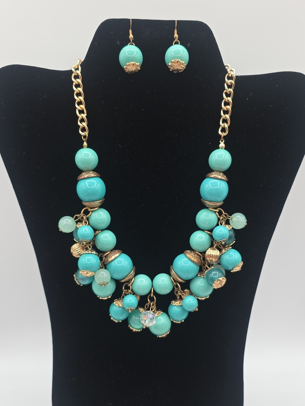 Gold-Tone Turquoise Bead Statement Necklace & Earrings Vintage